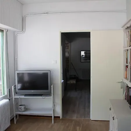 Casa L'avia アパート *